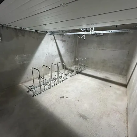 Climatise Proche Des Thermes Avec Balcon Et Parking A - Fr-1-503-78